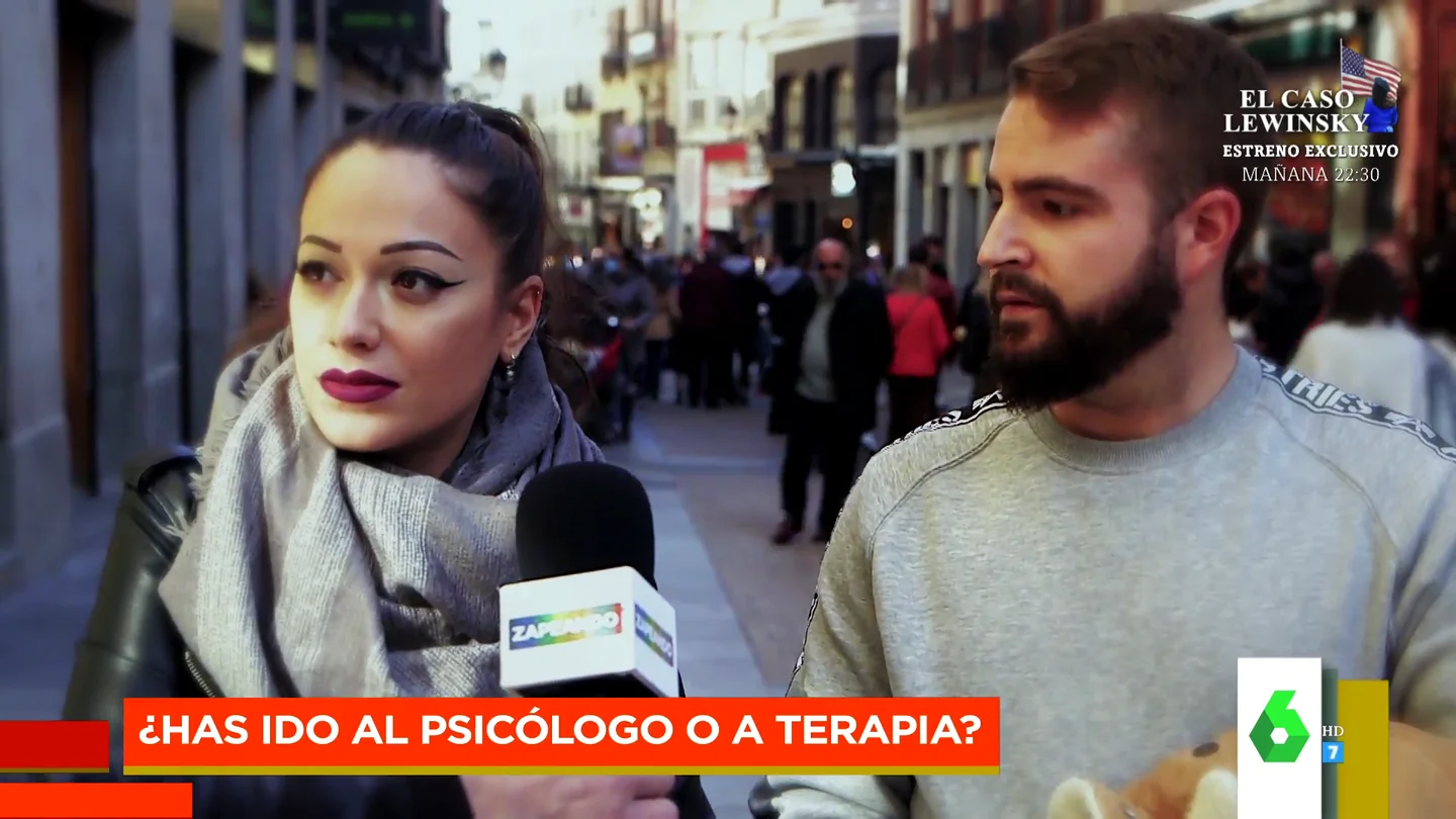 Esto es lo que piensan los españoles sobre ir al psicólogo: "Muchas personas no tenemos dinero para hacerlo, y es necesario" Esto es lo que piensan los españoles sobre ir al psicólogo: "Muchas personas no tenemos dinero para hacerlo, y es necesario"
