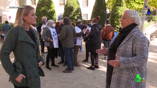 El duro relato de la familia de una víctima de COVID en las residencias de Madrid: "Una vez fallecido estuvo 24 horas en una cama abandonado" El duro relato de la familia de una víctima de COVID en las residencias de Madrid: "Una vez fallecido estuvo 24 horas en una cama abandonado"