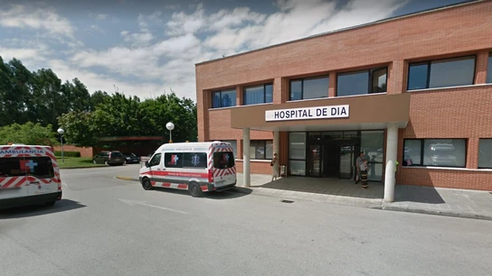 Hospital de Sierrallana, en Torrelavega, al que fue trasladado tras sufrir un corte en la femoral Hospital de Sierrallana, en Torrelavega, al que fue trasladado tras sufrir un corte en la femoral