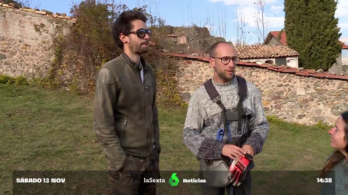 La agresión a una pareja gay en una aldea de Lleida acaba en una campaña contra la homofobia La agresión a una pareja gay en una aldea de Lleida acaba en una campaña contra la homofobia