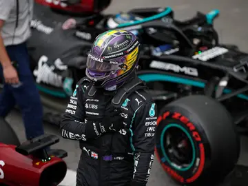Lewis Hamilton partirá último a la carrera de 100 km Lewis Hamilton partirá último a la carrera de 100 km