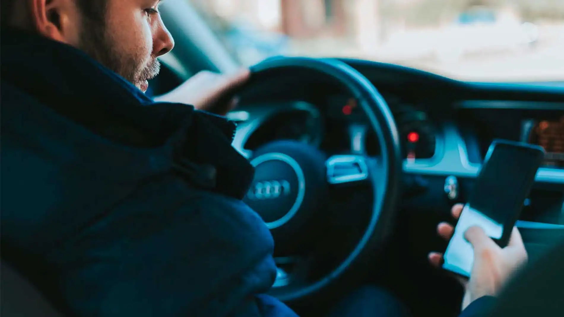 Tres buenos manos libres para el coche