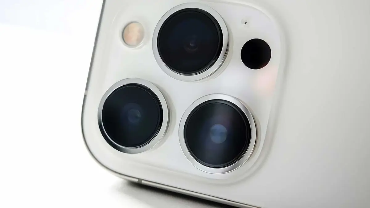 Estas imágenes del iPhone 13 muestran su nuevo y “enorme” módulo de cámara, Smartphones
