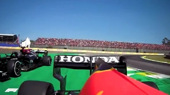 La lucha entre Verstappen y Hamilton en Brasil La lucha entre Verstappen y Hamilton en Brasil