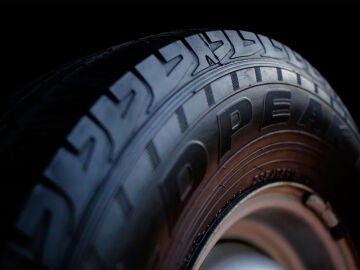 ¿No sabes qué neumáticos están homologados para tu coche o moto? Consúltalo desde el móvil