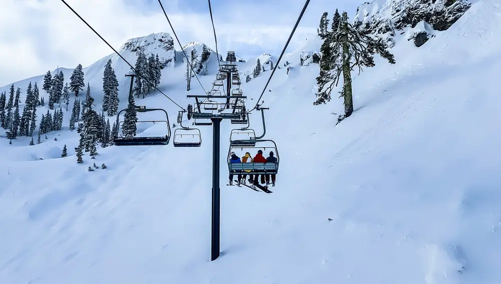 Telesilla de una estación de esquí