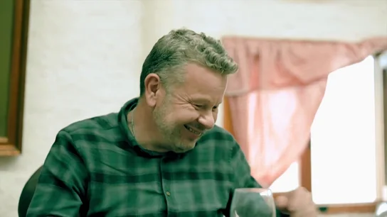 "Ha llegado el día de comerse una polla": Jordi Évole bromea con el plato "exquisito" del Delta del Ebro "Ha llegado el día de comerse una polla": Jordi Évole bromea con el plato "exquisito" del Delta del Ebro