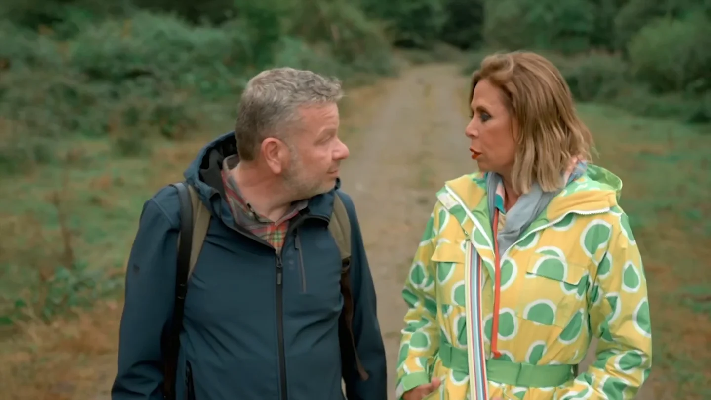 La reflexión de Ágatha Ruiz de la Prada sobre el lujo: "Me parece absurdo gastarse 5.000 euros en un bolso" La reflexión de Ágatha Ruiz de la Prada sobre el lujo: "Me parece absurdo gastarse 5.000 euros en un bolso"