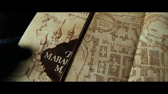 Si, Newt Scamander ya apareció en Harry Potter y el prisionero de Azkaban y no le diste importancia Si, Newt Scamander ya apareció en Harry Potter y el prisionero de Azkaban y no le diste importancia