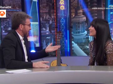 La surrealista pregunta de Pablo Motos a Aitana sobre su novio Miguel Bernardeau