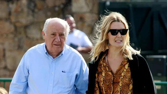 Marta Ortega junto a su padre y fundador de Inditex, Amancio Ortega Marta Ortega junto a su padre y fundador de Inditex, Amancio Ortega