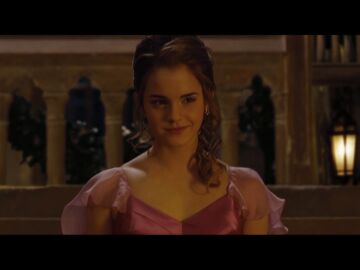 El accidente detrás de la escena de Hermione vestida de gala para la cena de Navidad de Harry Potter y el cáliz de fuego 