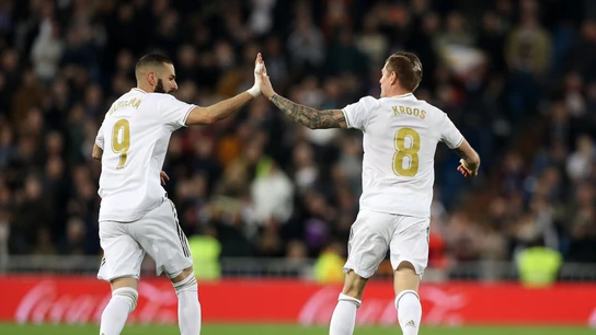Karim Benzema y Toni Kroos Karim Benzema y Toni Kroos