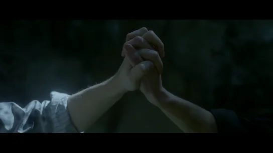 Dumbledore tenía una relación "sexual y apasionada" con Grindelwald: la escena que demuestra lo que J.K. Rowling confirmó después Dumbledore tenía una relación "sexual y apasionada" con Grindelwald: la escena que demuestra lo que J.K. Rowling confirmó después