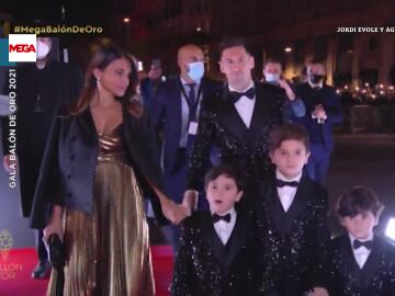 La divertida pulla de Miki Nadal al ver a Messi con sus tres hijos en la gala del Balón de Oro: "Van iguales los cuatro pequeños"