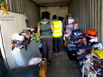 Algunos de los objetos robados por el detenido