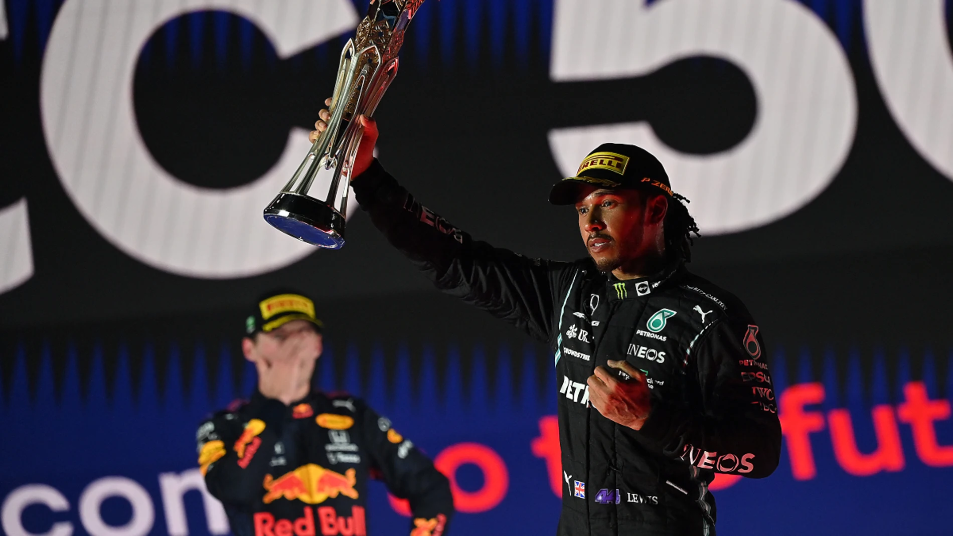 Hamilton y Verstappen, en el podio de Arabia Saudí