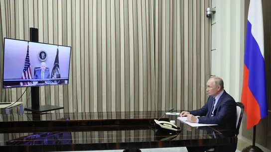 La videollamada entre Biden y Putin La videollamada entre Biden y Putin