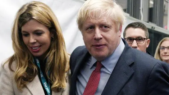 El primer ministro británico, Boris Johnson, y su mujer, Carrie. El primer ministro británico, Boris Johnson, y su mujer, Carrie.