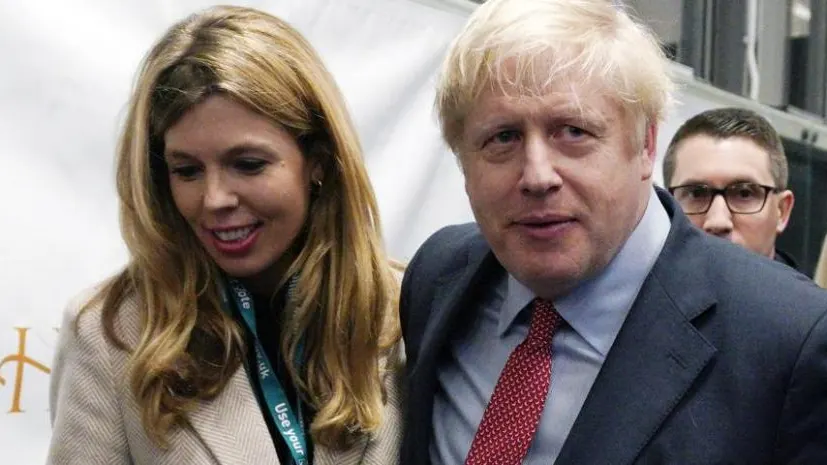 El primer ministro británico, Boris Johnson, y su mujer, Carrie.