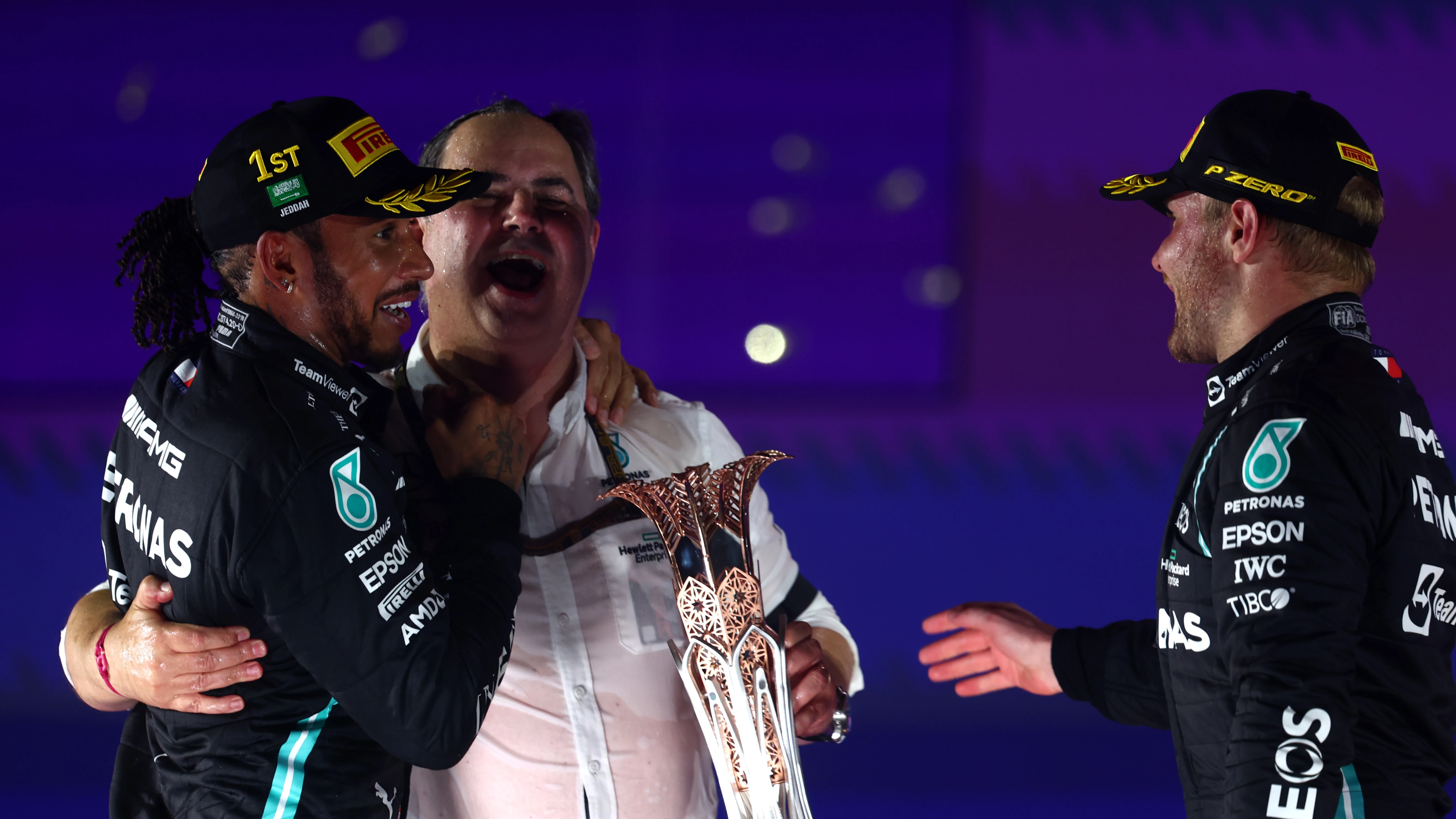 Lewis Hamilton y Valtteri Bottas Lewis Hamilton y Valtteri Bottas