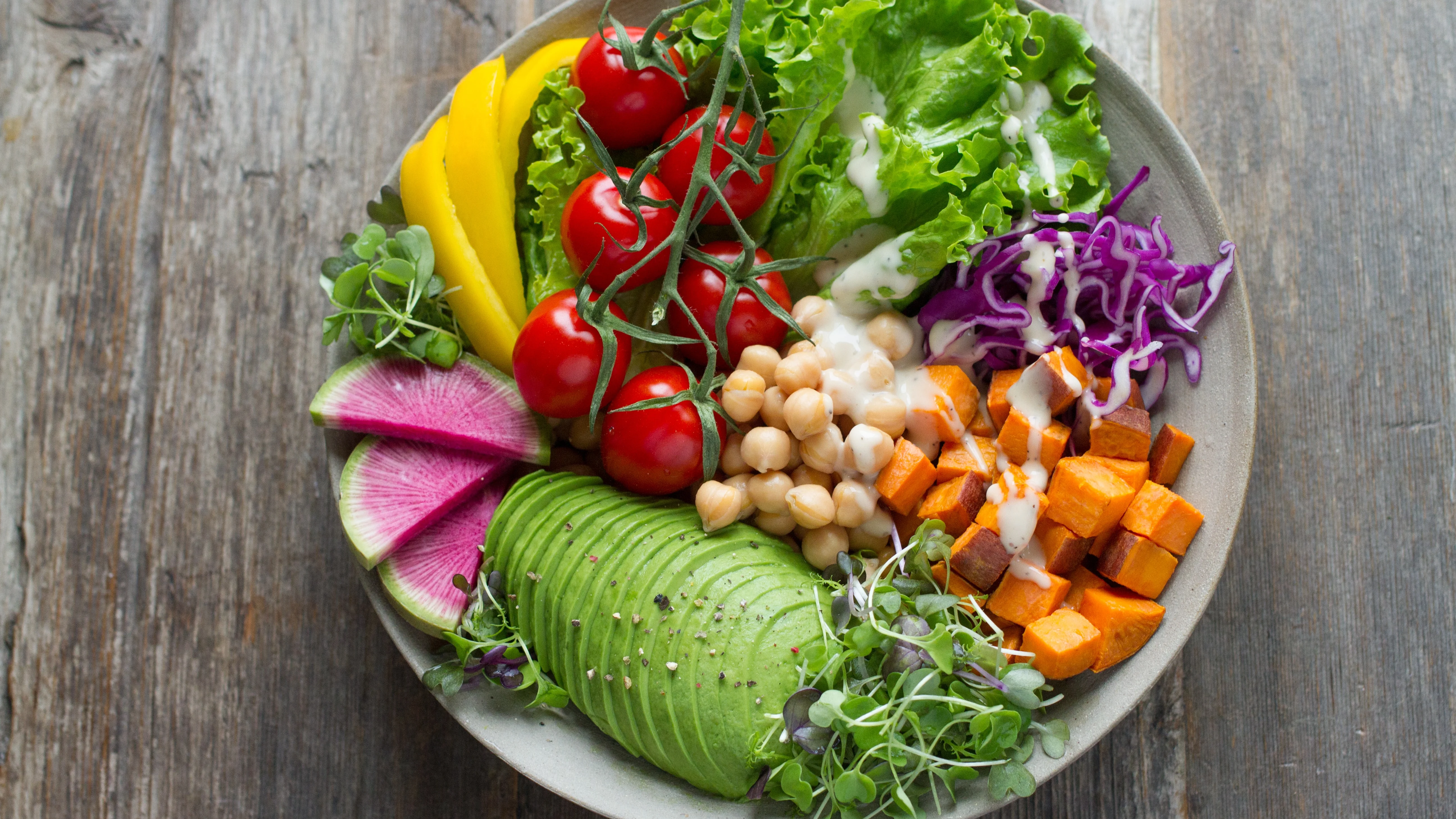 Estos son los días que estiman los nutricionistas que tarda el organismo en "autorregularse" tras excesos del verano