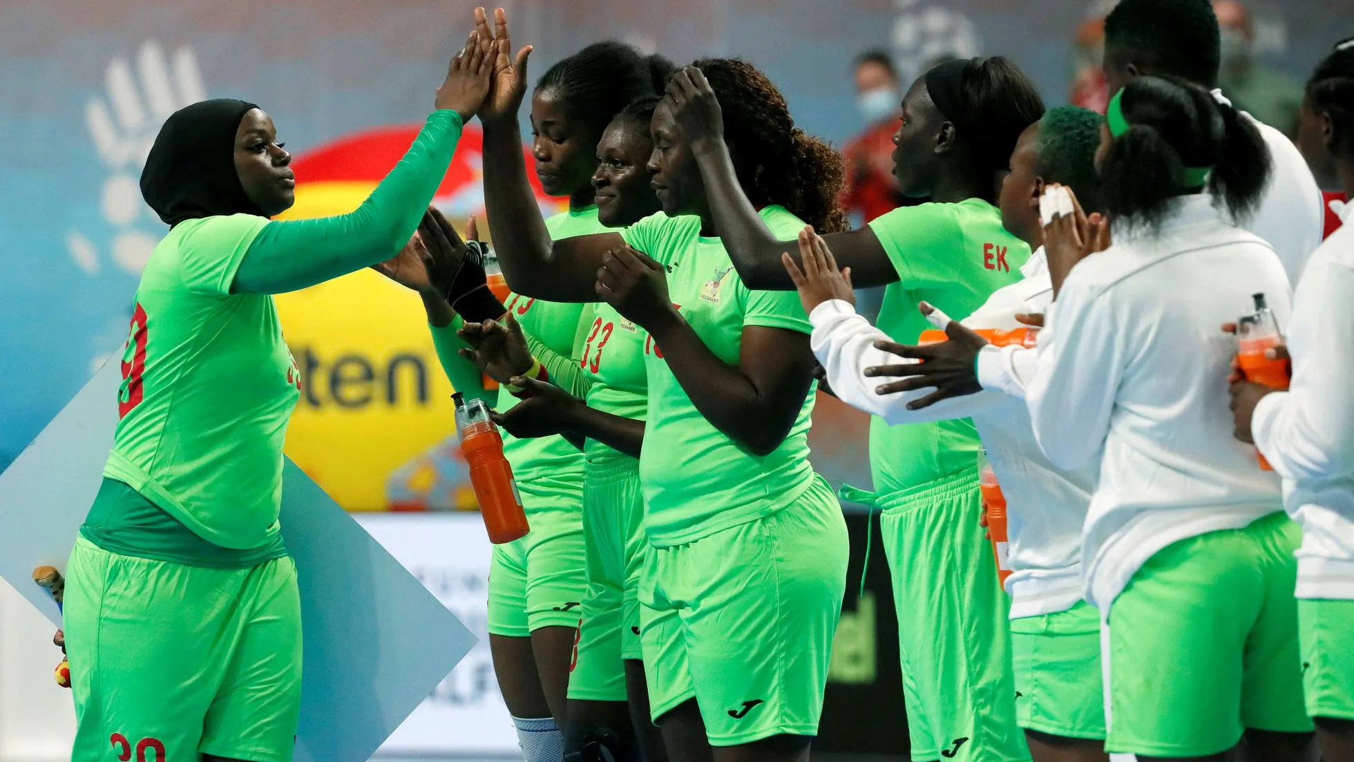 Jugadoras de la selección femenina de balonmano de Camerún