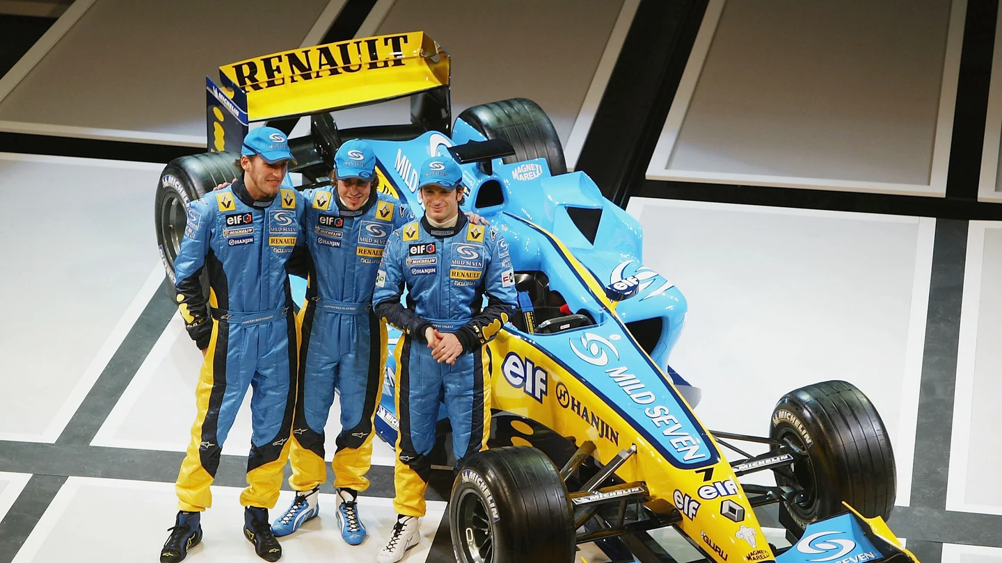 El R24 de Fernando Alonso y Jarno Trulli El R24 de Fernando Alonso y Jarno Trulli