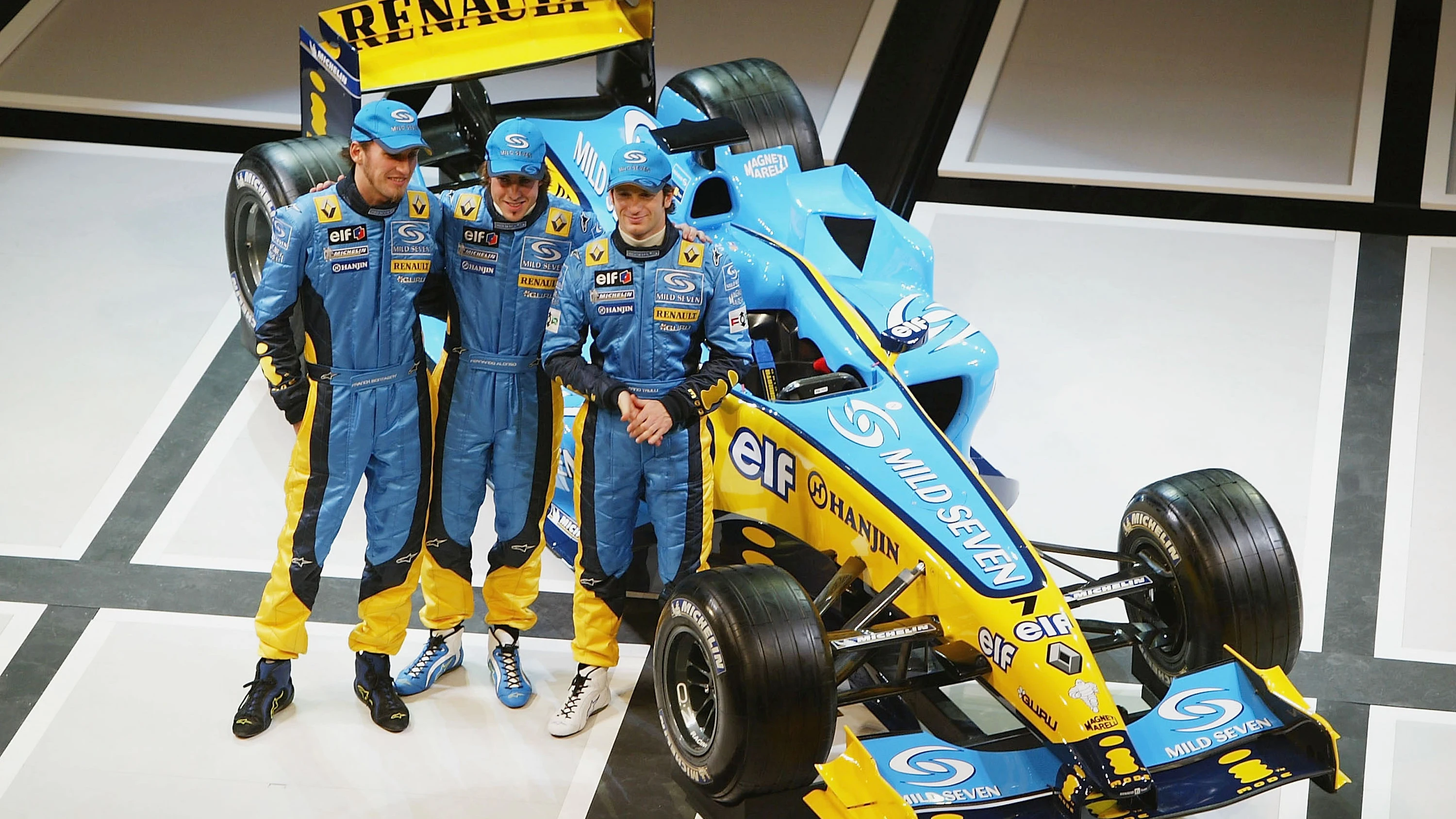 El R24 de Fernando Alonso y Jarno Trulli