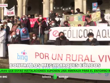 Manifestación en Ferrol contra los megaparques eólicos