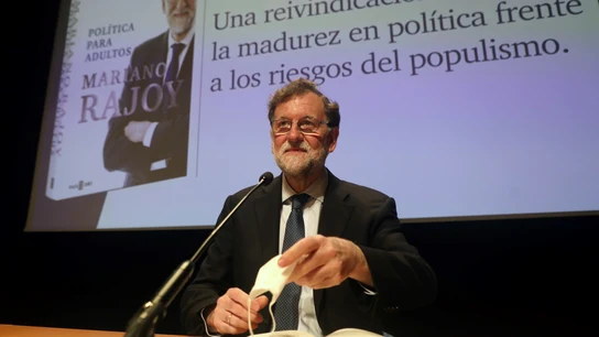 Mariano Rajoy cierra las comparecencias de la comisión de investigación de la 'Kitchen': "Voy a responder todo" Mariano Rajoy cierra las comparecencias de la comisión de investigación de la 'Kitchen': "Voy a responder todo"