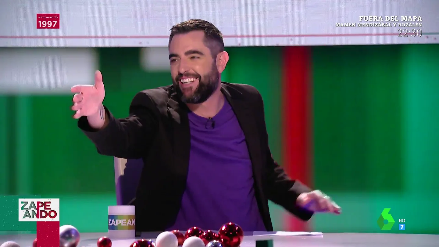"¿Tú te hablas con esa gente?": la reacción de Dani Mateo ante la confesión de Quique Peinado sobre una parte del equipo de Zapeando "¿Tú te hablas con esa gente?": la reacción de Dani Mateo ante la confesión de Quique Peinado sobre una parte del equipo de Zapeando