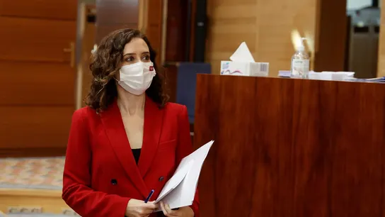 La presidenta de la Comunidad de Madrid, Isabel Díaz Ayuso, a su llegada al pleno de la Asamblea de Madrid La presidenta de la Comunidad de Madrid, Isabel Díaz Ayuso, a su llegada al pleno de la Asamblea de Madrid