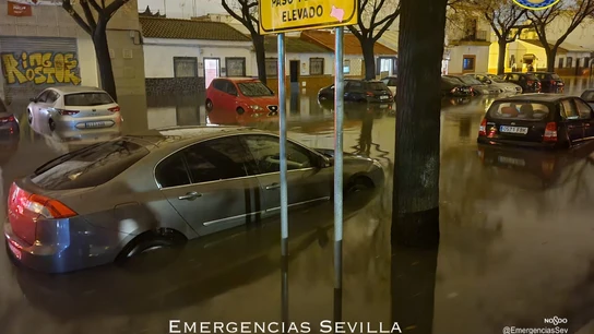 Inundaciones en las calles de Sevilla Inundaciones en las calles de Sevilla