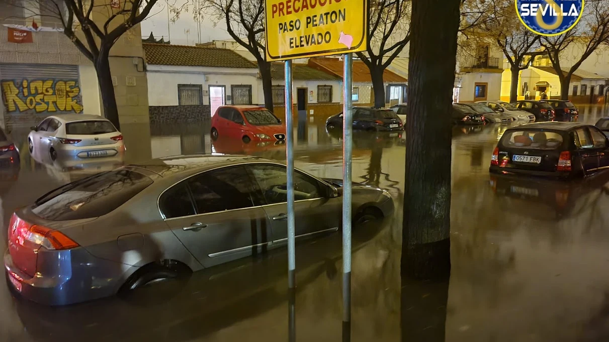 Inundaciones en las calles de Sevilla