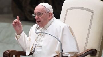 El papa Francisco lamenta que las tragedias "se pasen por alto"