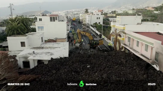 Retirada de lava en La Palma Retirada de lava en La Palma