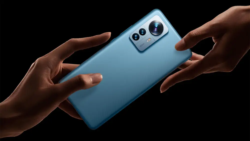 Nuevo Xiaomi 12 Pro, máxima potencia, tripe cámara de 50MP y carga ultrarrápida Nuevo Xiaomi 12 Pro, máxima potencia, tripe cámara de 50MP y carga ultrarrápida