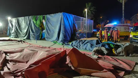 Efectivos investigan lo sucedido en la feria de Mislata Efectivos investigan lo sucedido en la feria de Mislata