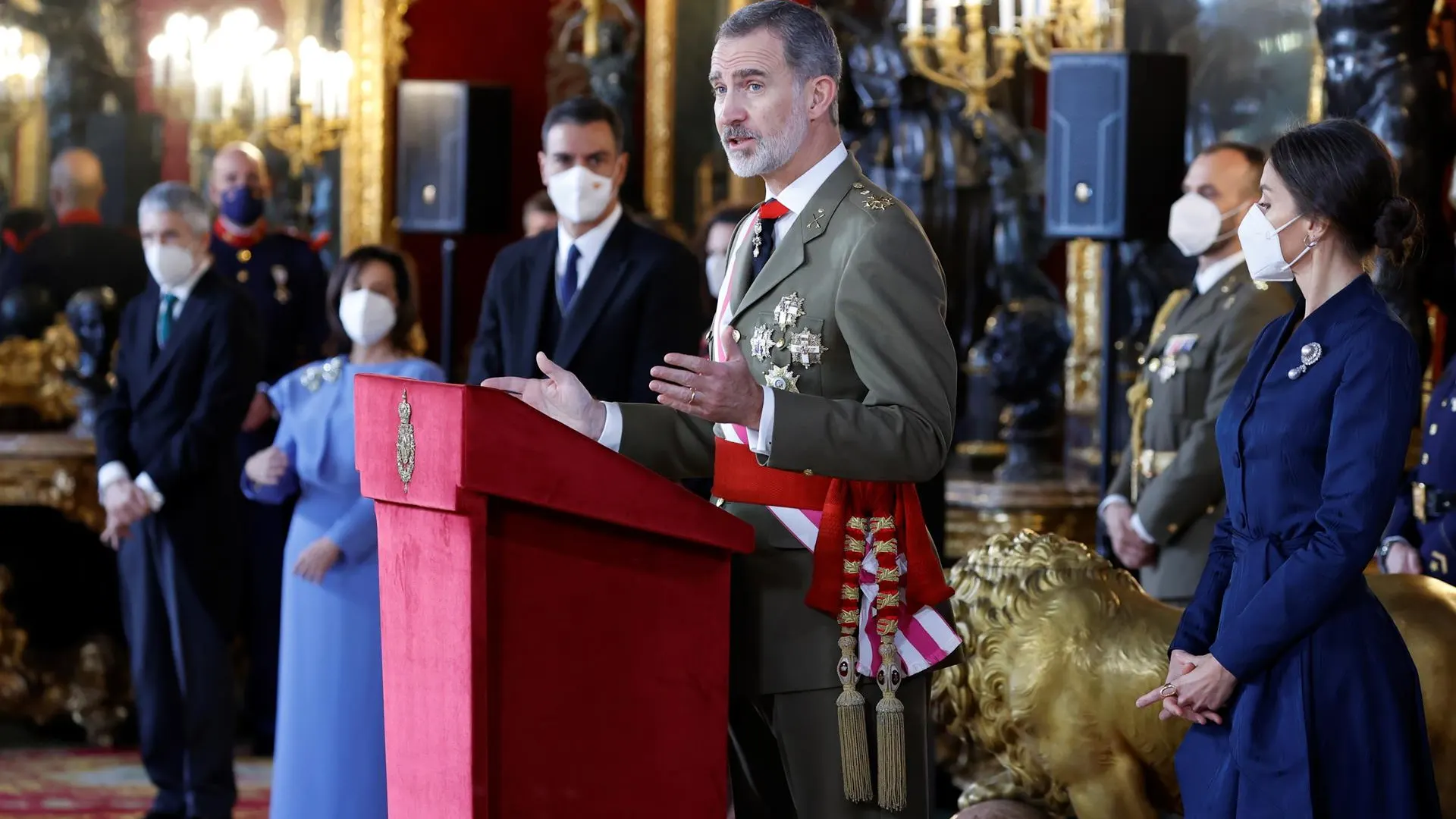 Felipe VI pronuncia un discurso durante la Pascua Militar