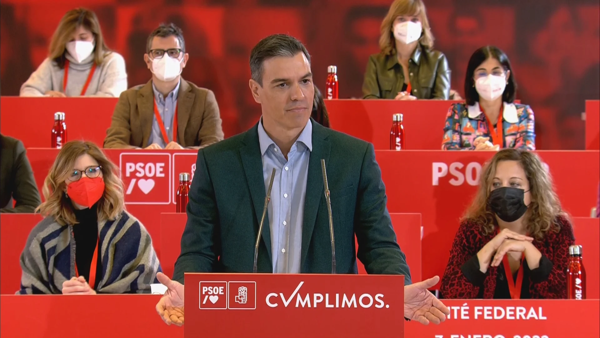 Pedro Sánchez: "Hay que aprender a convivir con el COVID como lo hacemos con otros muchos virus"