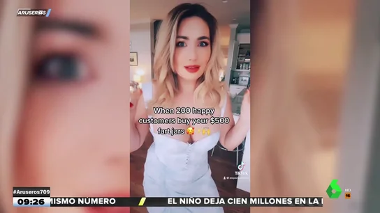Hospitalizan por "exceso de gases" a la mujer que se hizo millonaria por vender sus pedos en frascos de cristal Hospitalizan por "exceso de gases" a la mujer que se hizo millonaria por vender sus pedos en frascos de cristal