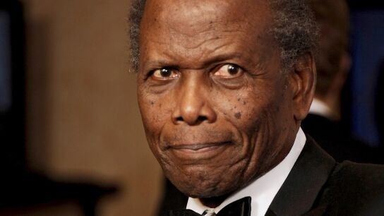 Muere Sidney Poitier, el primer actor negro que gan&oacute; un Oscar