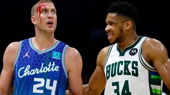 Anteto, con Plumlee Anteto, con Plumlee