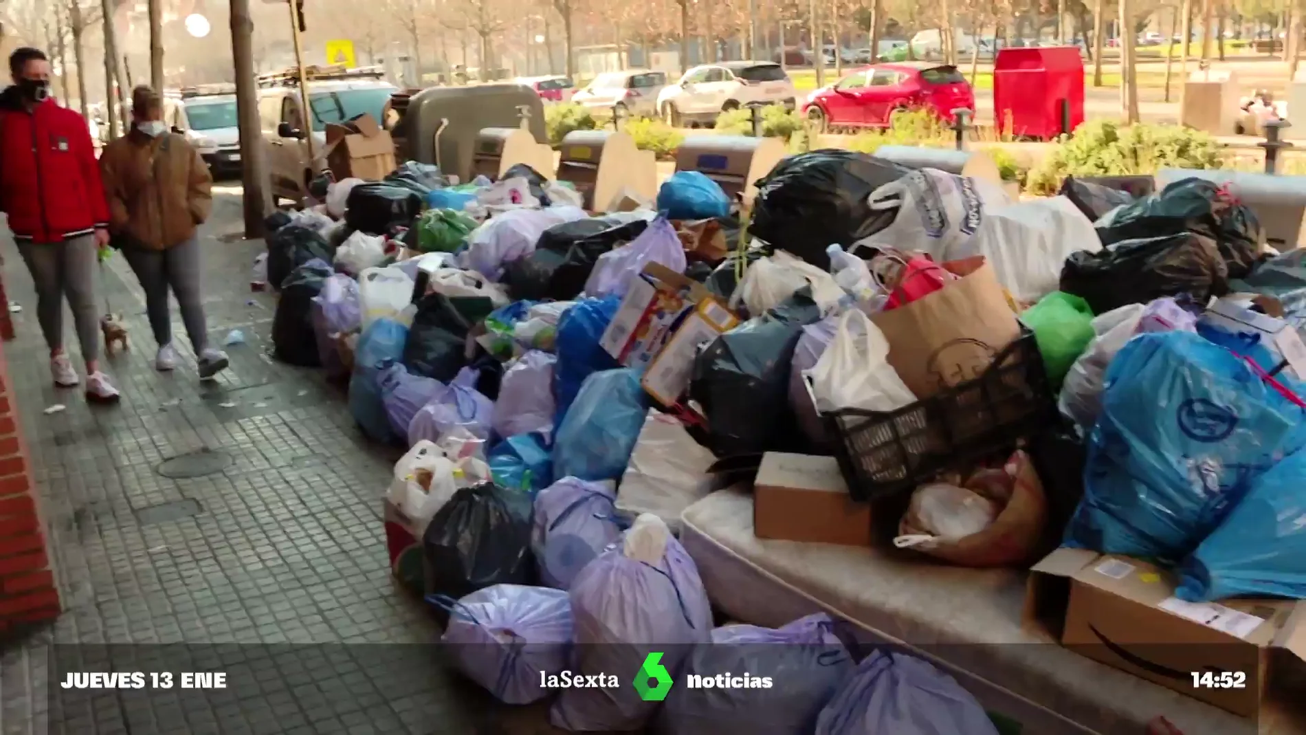 Montañas de basura desde Navidad: la huelga de limpieza en Salt satura la ciudad de desperdicios