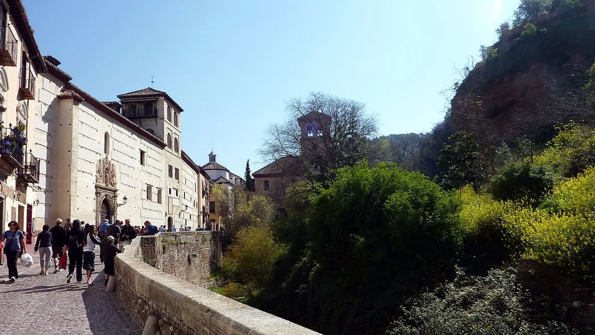 Paseo de los Tristes de Granada: curiosidades que probablemente no conocías