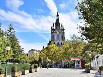 Basílica de Begoña de Bilbao: historia y datos curiosos que te sorprenderán