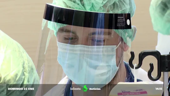 Así es un día en el Hospital Vall d'Hebron contra el coronavirus: "Estar vacunado hace prácticamente imposible ir a la UCI" Así es un día en el Hospital Vall d'Hebron contra el coronavirus: "Estar vacunado hace prácticamente imposible ir a la UCI"