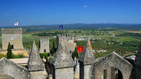 Castillo de Almodóvar del Río Castillo de Almodóvar del Río