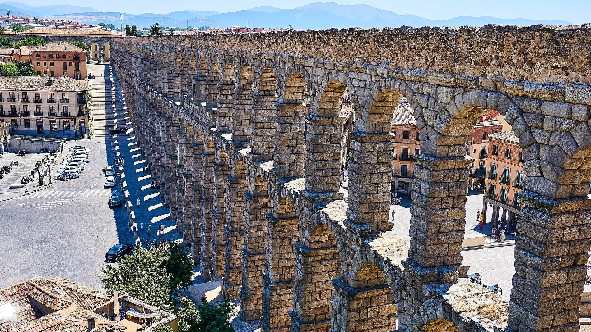 Todo lo que debes saber del acueducto de Segovia Todo lo que debes saber del acueducto de Segovia